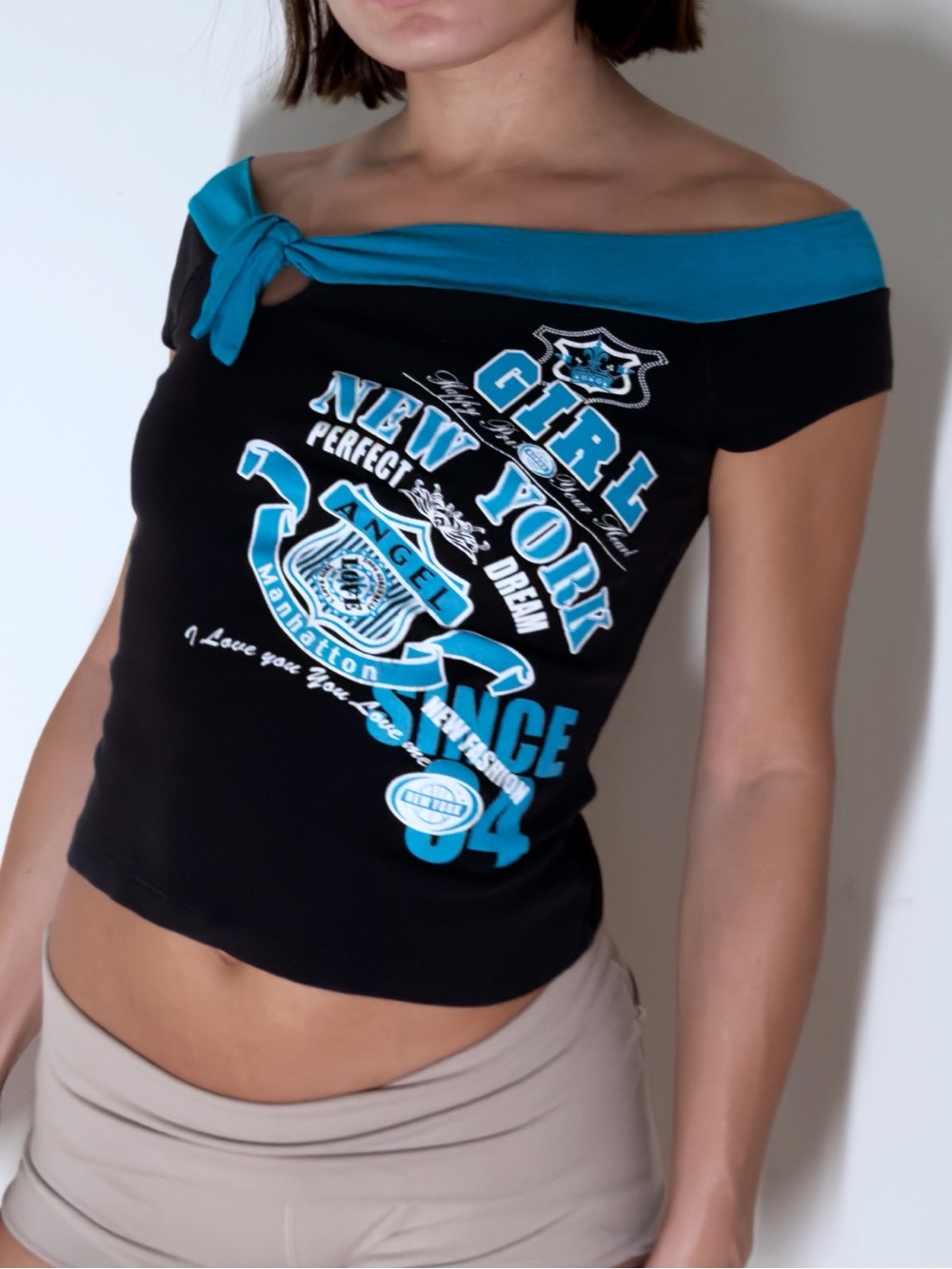 Papaya Black & Turquoise Graphic Tee with Knotted Neck
